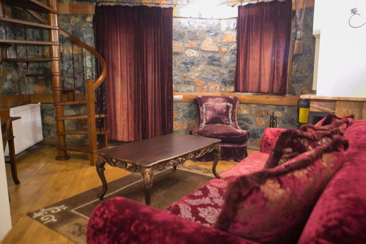Montecristo Chalet Палайос-Агиос-Атанасиос Экстерьер фото